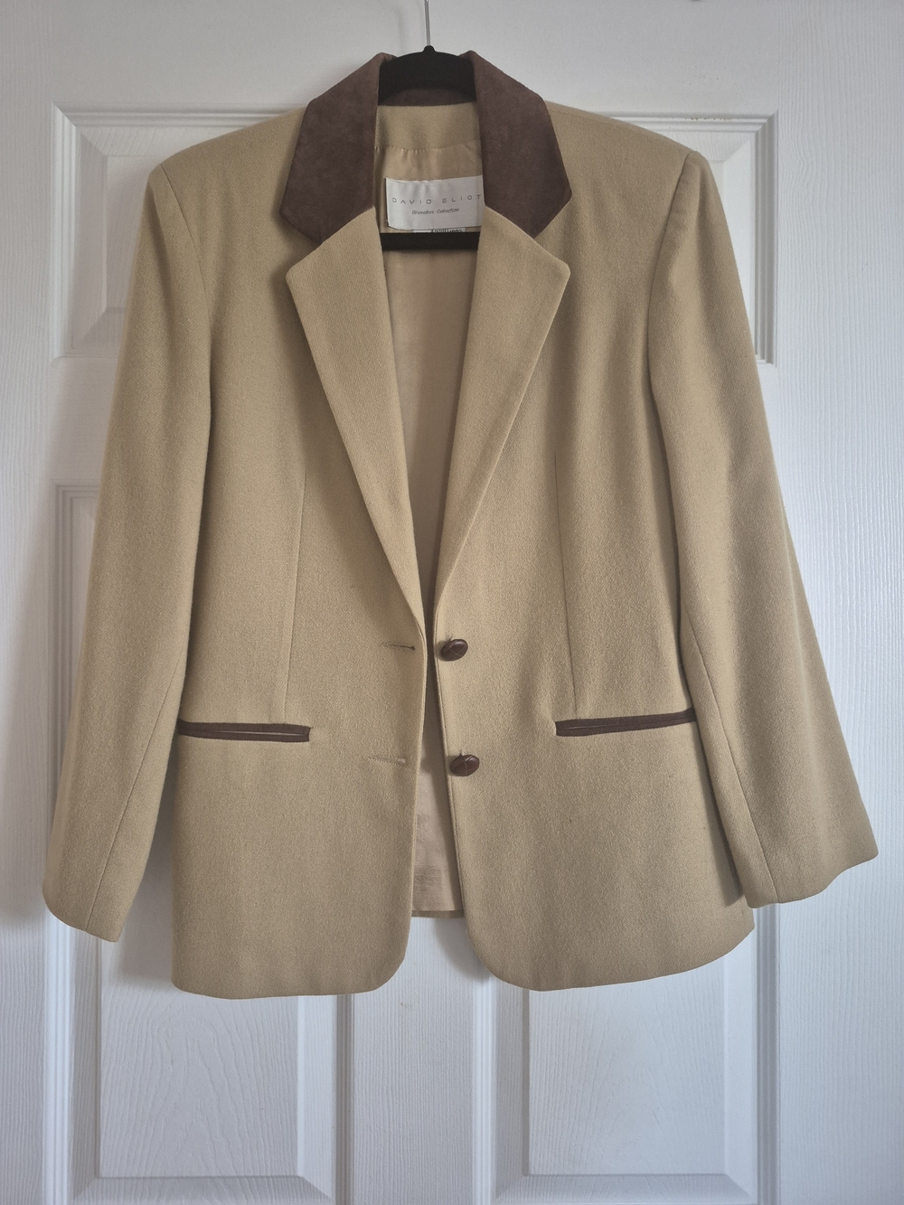 Vintage David Eliot 100% Wool Tan Blazer with Brown Trim Petite Medium